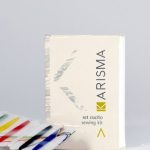 Set Cucito in astuccio ( 1 spilla da baila 2 bottoni, ago e cotone 6 colori ), Conf. 100 pz